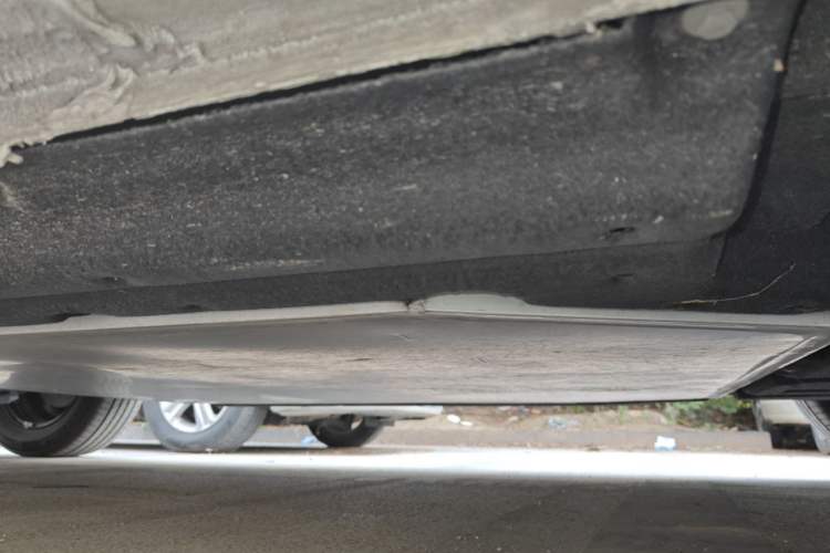 Used Dongfeng NAMMI 01 2024 New Edition 330 Air Chassis Front Right