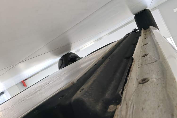 Used Dongfeng NAMMI 01 2024 330 Air Chassis Front Right
