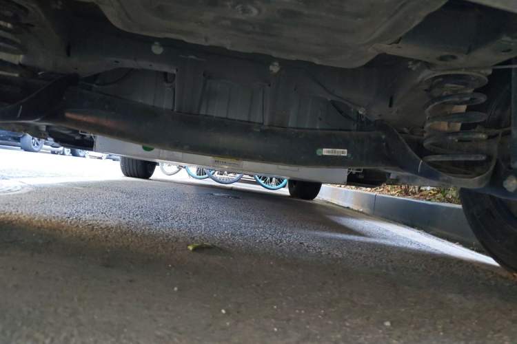 Used Dongfeng NAMMI 01 2024 New Edition 330 Air Chassis Rear