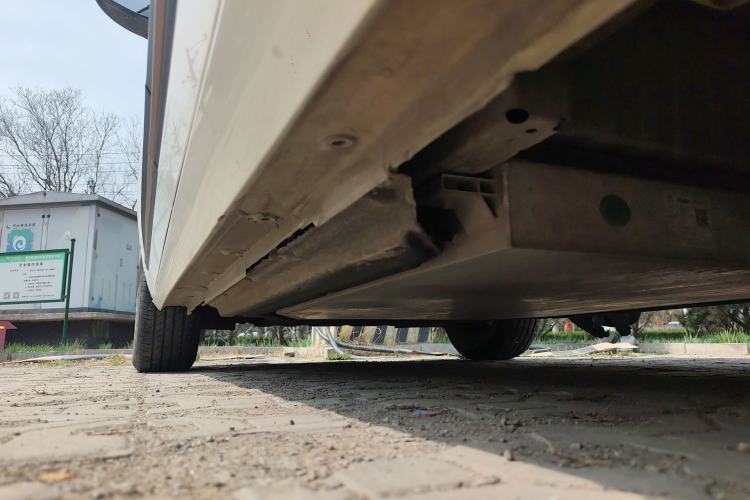 Used Dongfeng NAMMI 01 2024 New Edition 330 Air Chassis Rear Left