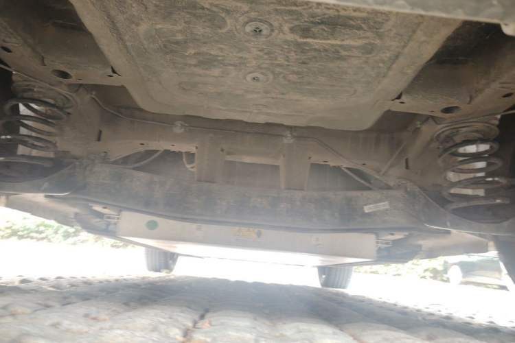 Used Dongfeng NAMMI 01 2024 New Edition 330 Air Chassis Rear