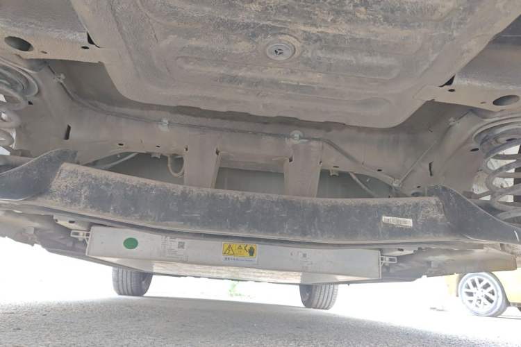 Used Dongfeng NAMMI 01 2024 New Edition 330 Air Chassis Rear