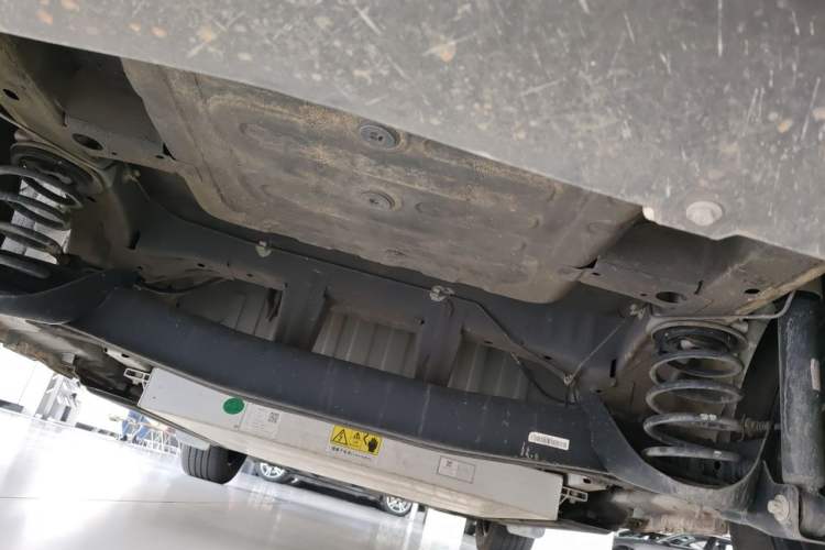 Used Dongfeng NAMMI 01 2024 330 Air Chassis Rear
