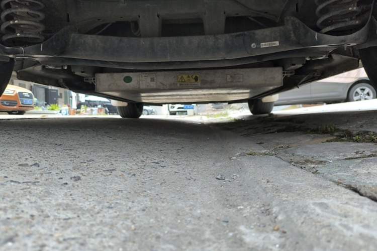 Used Dongfeng NAMMI 01 2024 330 Air Chassis Rear