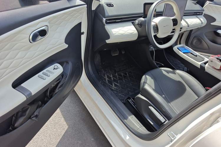Used Dongfeng NAMMI 01 2024 330 Plus Driver Seat