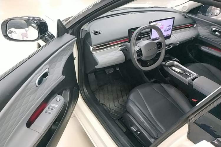 Used Dongfeng NAMMI 01 2024 Co-Creation Edition – Co-Creation WE Version Driver Seat
