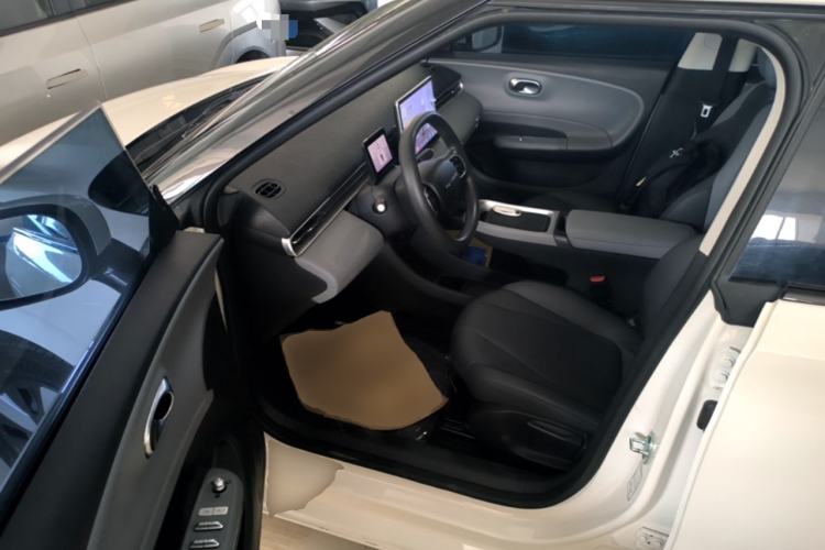 Used Dongfeng NAMMI 01 2024 New Edition 330 Air Driver Seat