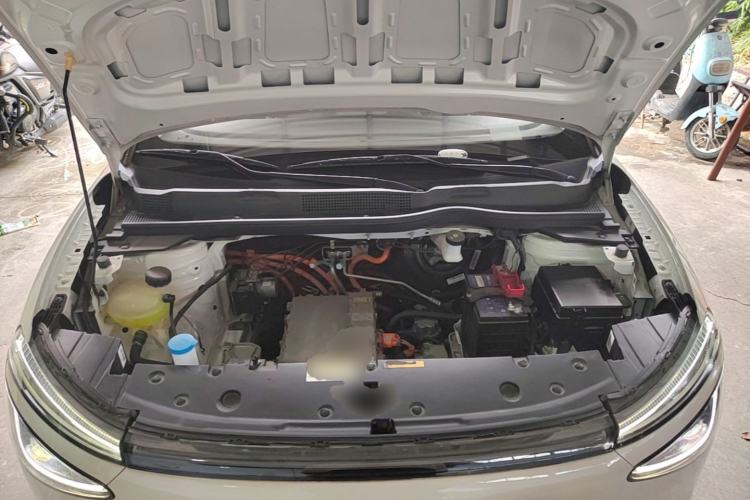 Used Dongfeng NAMMI 01 2024 New Edition 330 Plus Smart+ Engine Bay
