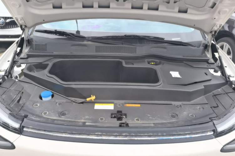 Used Dongfeng NAMMI 01 2024 New Edition 330 Air Engine Bay