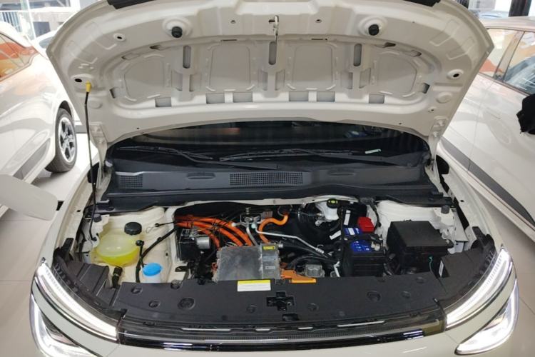 Used Dongfeng NAMMI 01 2024 New Edition 430 Plus Smart+ Engine Bay