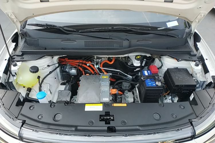 Used Dongfeng NAMMI 01 2024 New Edition 430 Plus Smart+ Engine Bay