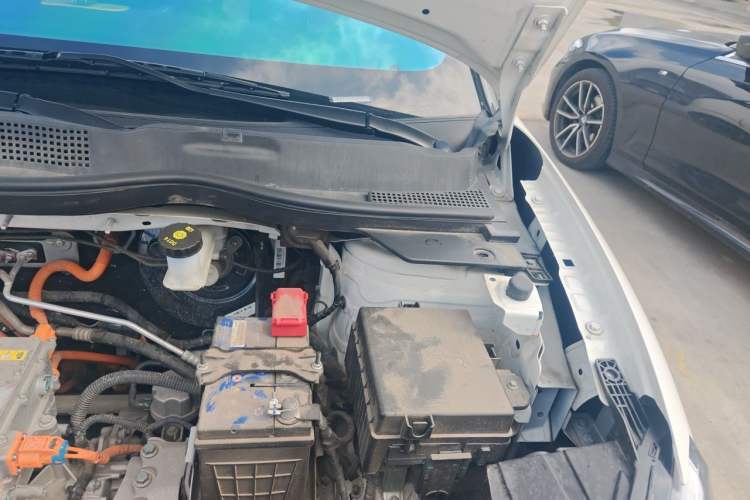 Used Dongfeng NAMMI 01 2024 330 Plus Smart+ Engine Bay Left