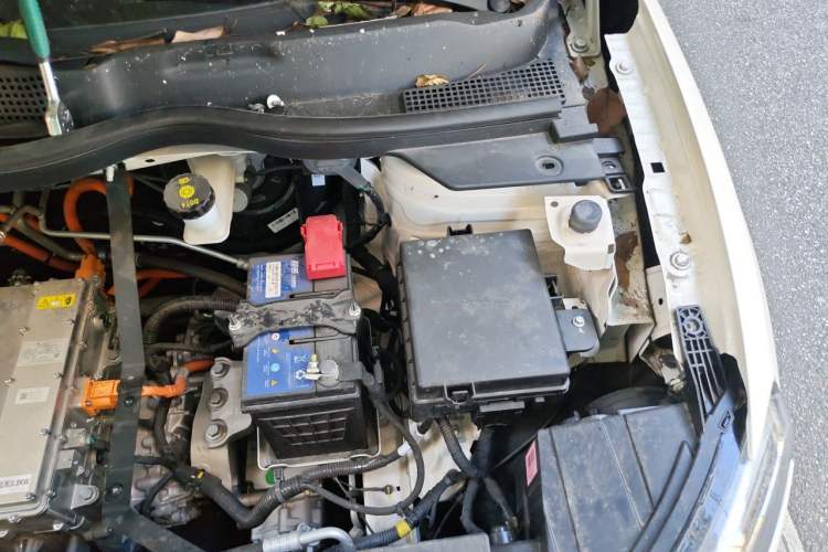 Used Dongfeng NAMMI 01 2024 New Edition 330 Air Engine Bay Left
