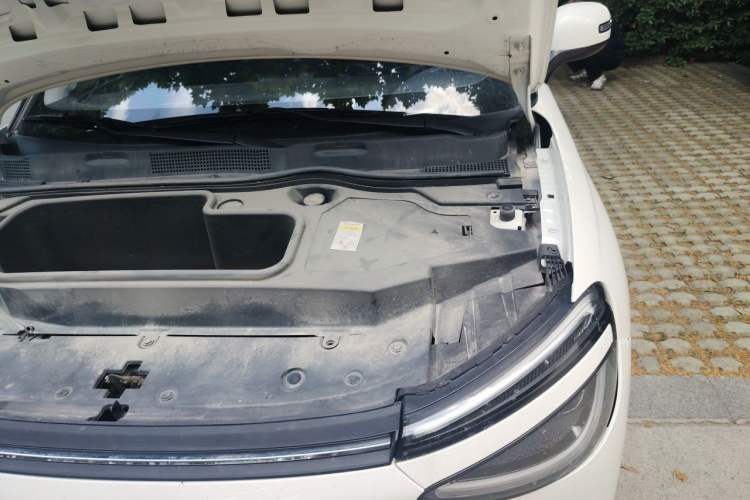 Used Dongfeng NAMMI 01 2024 New Edition 330 Air Engine Bay Left