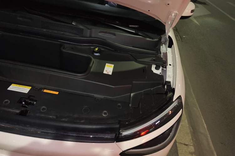 Used Dongfeng NAMMI 01 2024 New Edition 330 Air Engine Bay Left