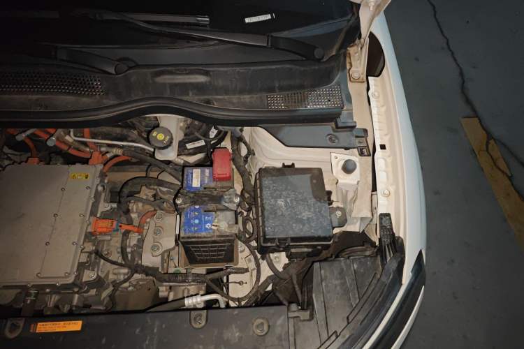 Used Dongfeng NAMMI 01 2024 330 Lite Engine Bay Left