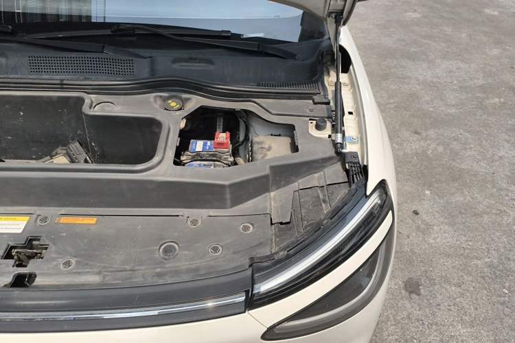 Used Dongfeng NAMMI 01 2024 330 Air Engine Bay Left