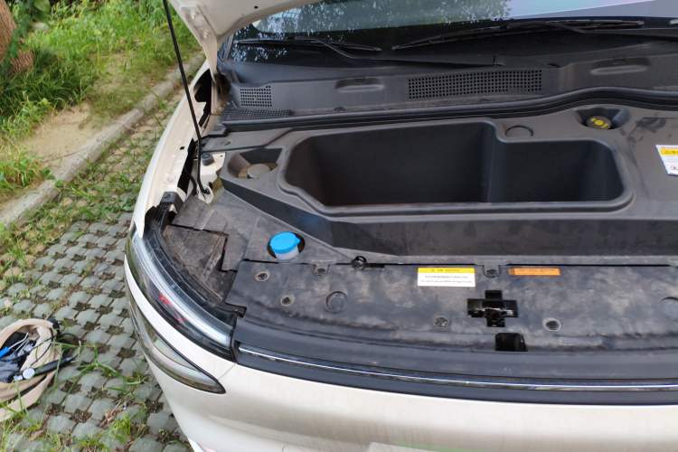 Used Dongfeng NAMMI 01 2024 New Edition 330 Air Engine Bay Right