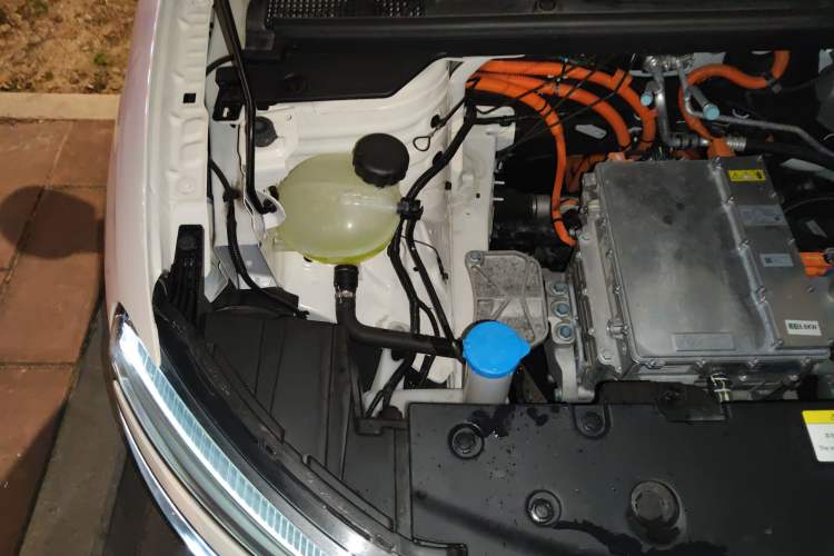 Used Dongfeng NAMMI 01 2024 Co-Creation Edition – Co-Creation WE Version Engine Bay Right
