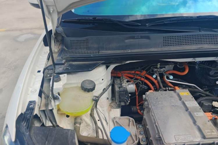 Used Dongfeng NAMMI 01 2024 330 Plus Smart+ Engine Bay Right