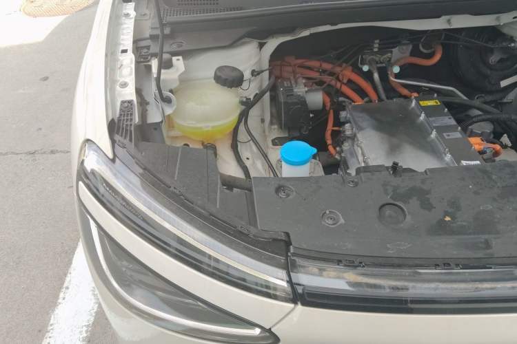 Used Dongfeng NAMMI 01 2024 330 Lite Engine Bay Right