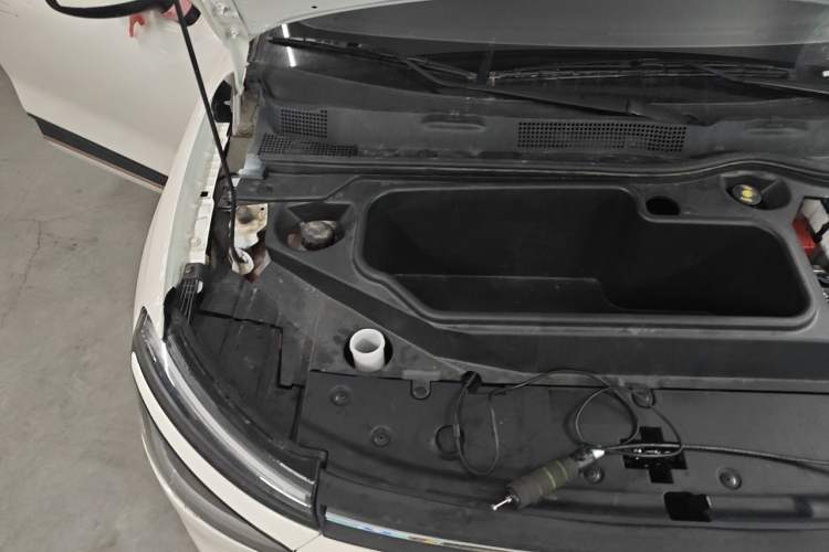 Used Dongfeng NAMMI 01 2024 New Edition 330 Air Engine Bay Right