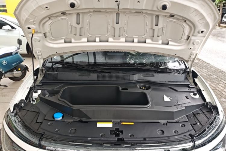 Used Dongfeng NAMMI 01 2024 New Edition 430 Plus Smart+ Engine Bay