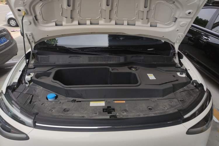 Used Dongfeng NAMMI 01 2024 330 Air Engine Bay