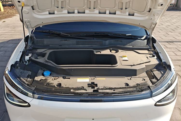 Used Dongfeng NAMMI 01 2024 New Edition 330 Plus Smart+ Engine Bay