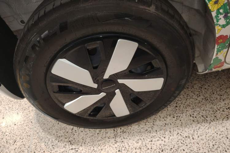 Used Dongfeng NAMMI 01 2024 New Edition 330 Air Exterior 2