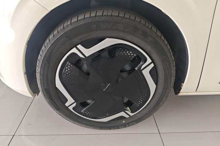 Used Dongfeng NAMMI 01 2024 430 Plus Exterior 4