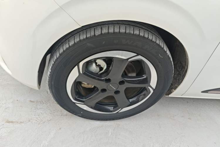 Used Dongfeng NAMMI 01 2024 430 Plus Smart+ Exterior 4