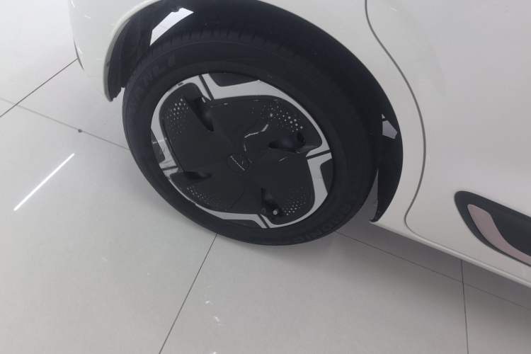Used Dongfeng NAMMI 01 2024 330 Plus Exterior 5