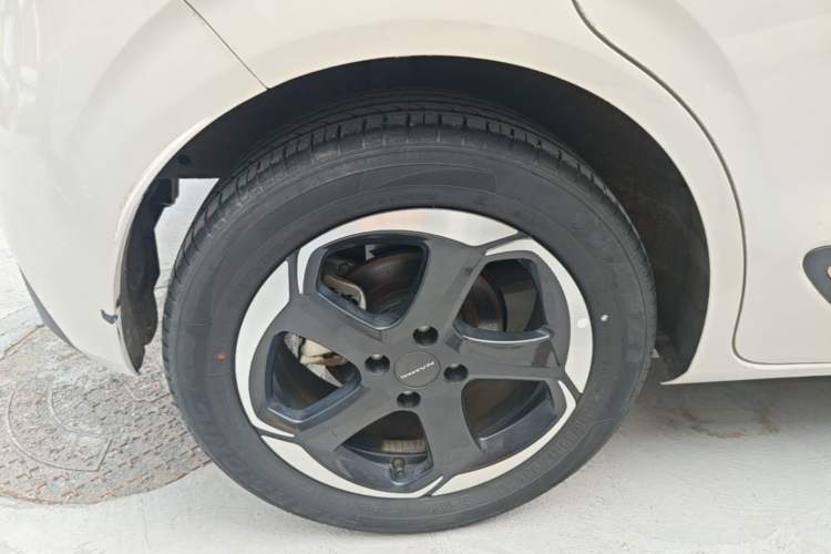 Used Dongfeng NAMMI 01 2024 430 Plus Smart+ Exterior 5