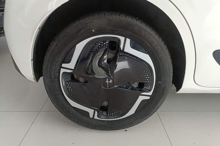 Used Dongfeng NAMMI 01 2024 330 Plus Exterior 5
