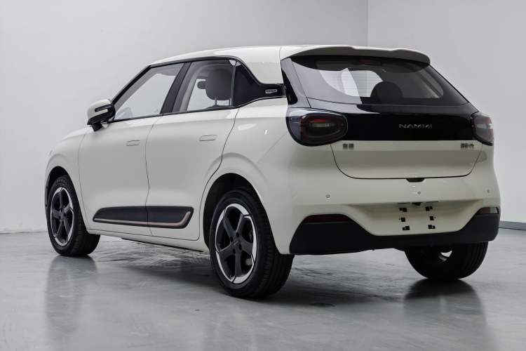 Used Dongfeng NAMMI 01 2024 New Edition 430 Plus Smart+ Exterior 5