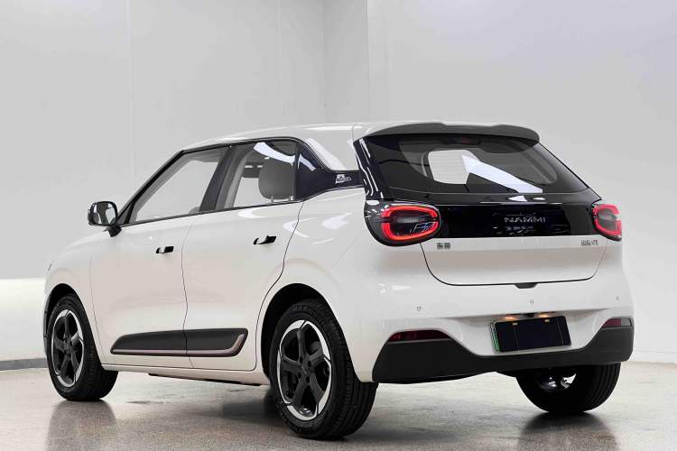 Used Dongfeng NAMMI 01 2024 430 Plus Smart+ Exterior 7