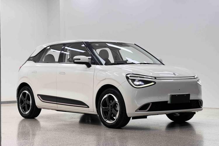 Used Dongfeng NAMMI 01 2024 430 Plus Smart+ Exterior 8