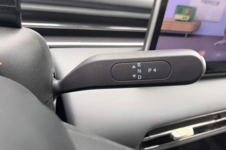 Used Dongfeng NAMMI 01 2024 New Edition 330 Air Gear Lever