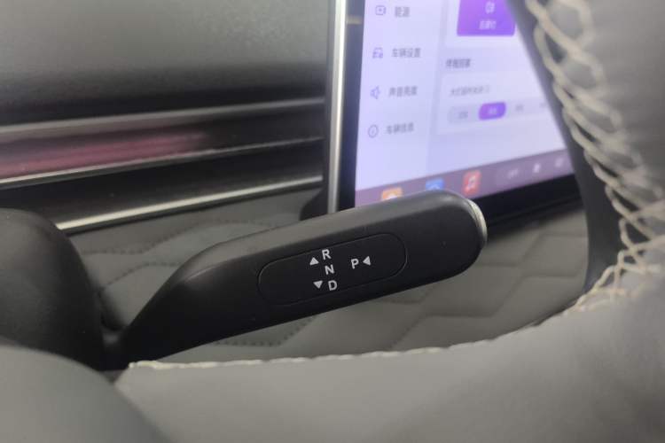 Used Dongfeng NAMMI 01 2024 330 Plus Gear Lever