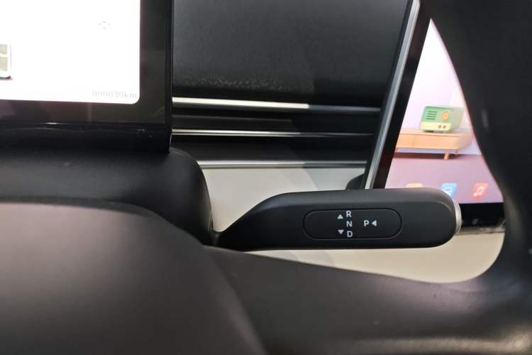 Used Dongfeng NAMMI 01 2024 New Edition 330 Air Gear Lever