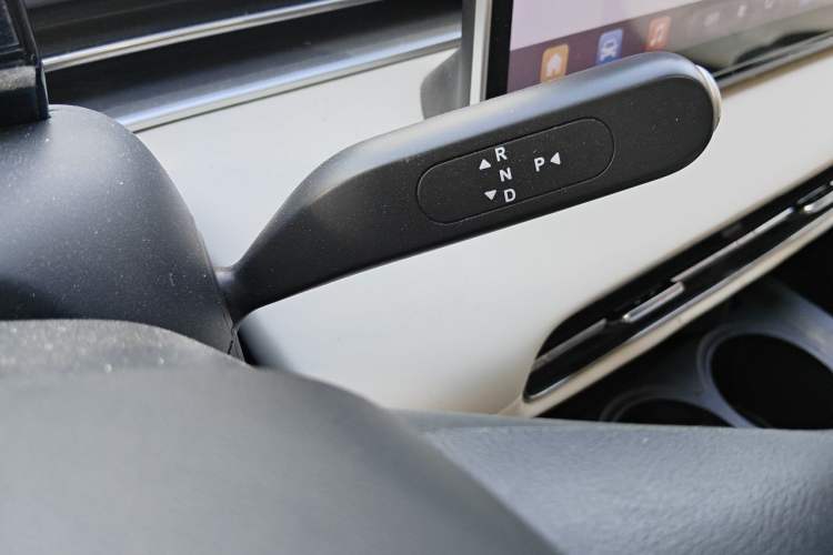 Used Dongfeng NAMMI 01 2024 New Edition 330 Air Gear Lever