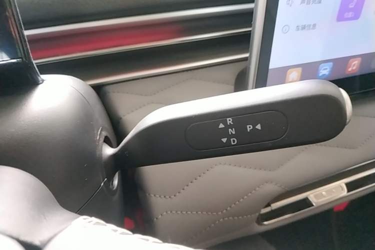 Used Dongfeng NAMMI 01 2024 New Edition 430 Plus Smart+ Gear Lever