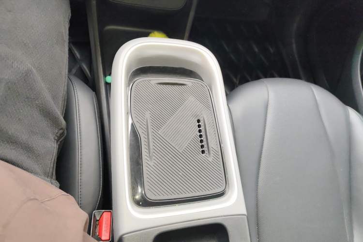 Used Dongfeng NAMMI 01 2024 430 Plus Smart+ Gear Lever
