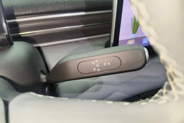 Used Dongfeng NAMMI 01 2024 Co-Creation Edition – Co-Creation WE Version Gear Lever