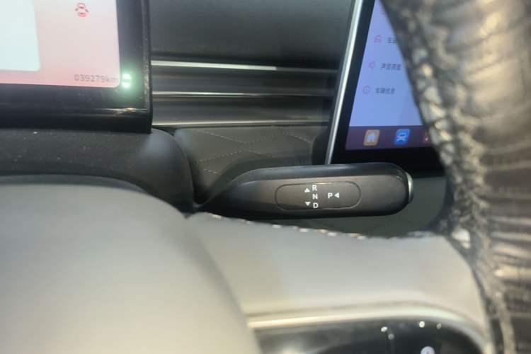 Used Dongfeng NAMMI 01 2024 330 Plus Gear Lever