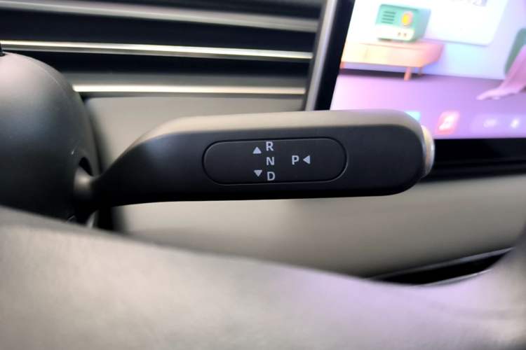 Used Dongfeng NAMMI 01 2024 New Edition 330 Air Gear Lever