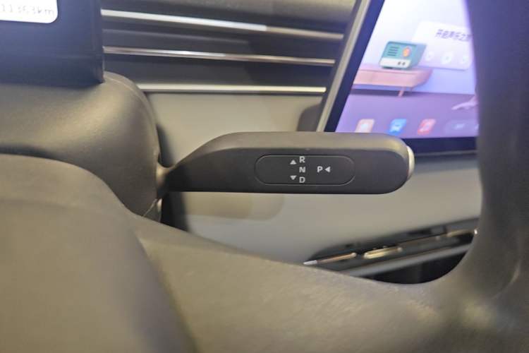 Used Dongfeng NAMMI 01 2024 New Edition 330 Air Gear Lever