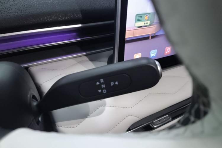 Used Dongfeng NAMMI 01 2024 Co-Creation Edition – Co-Creation WE Version Gear Lever