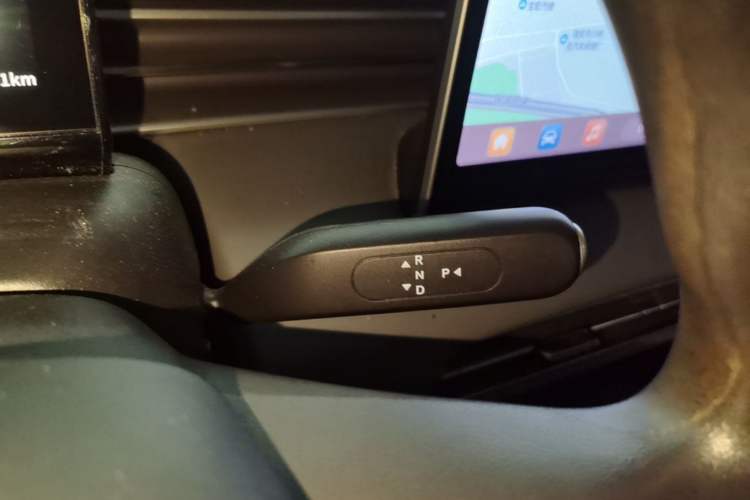 Used Dongfeng NAMMI 01 2024 New Edition 330 Air Gear Lever